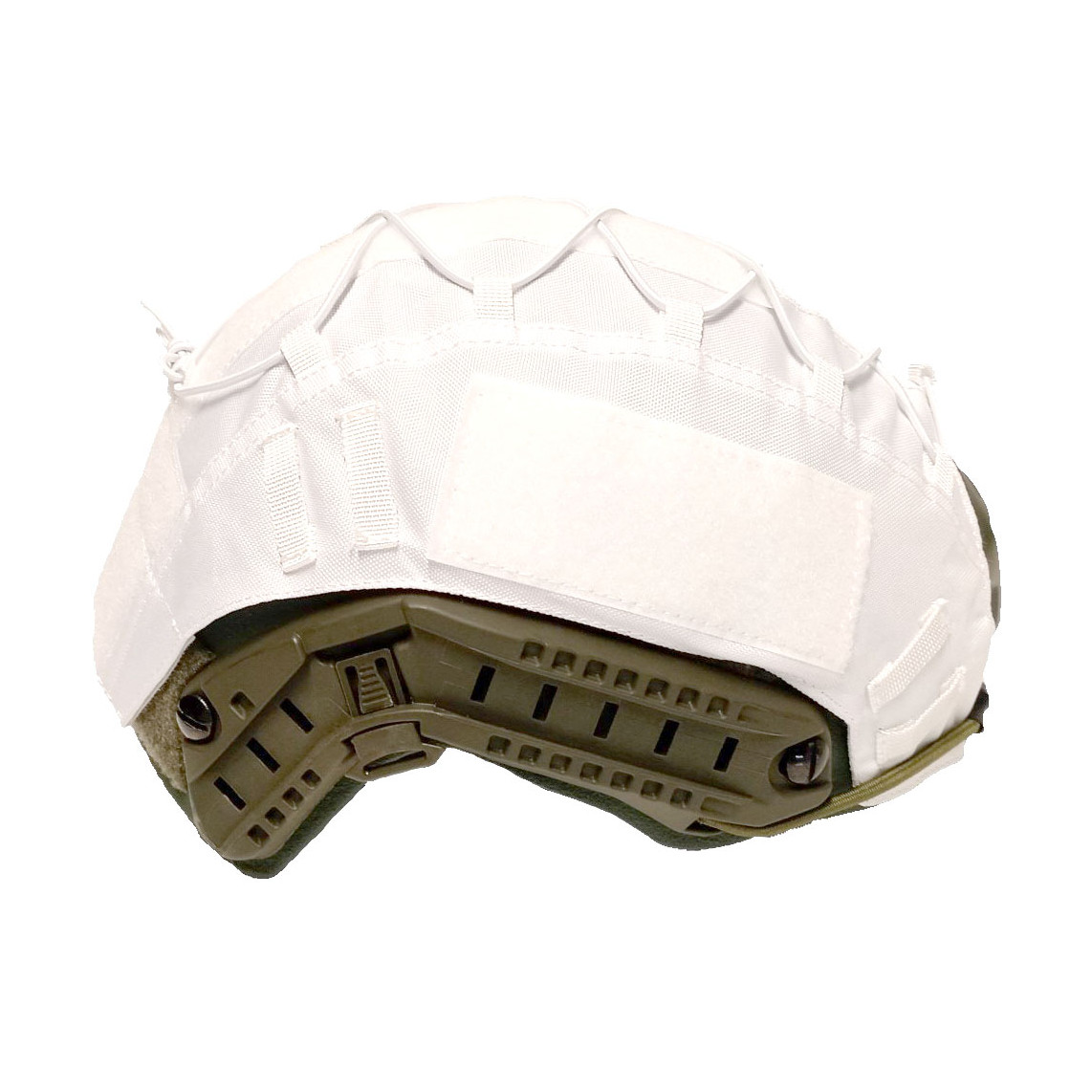 Kypäränpäällinen, Lumi, L